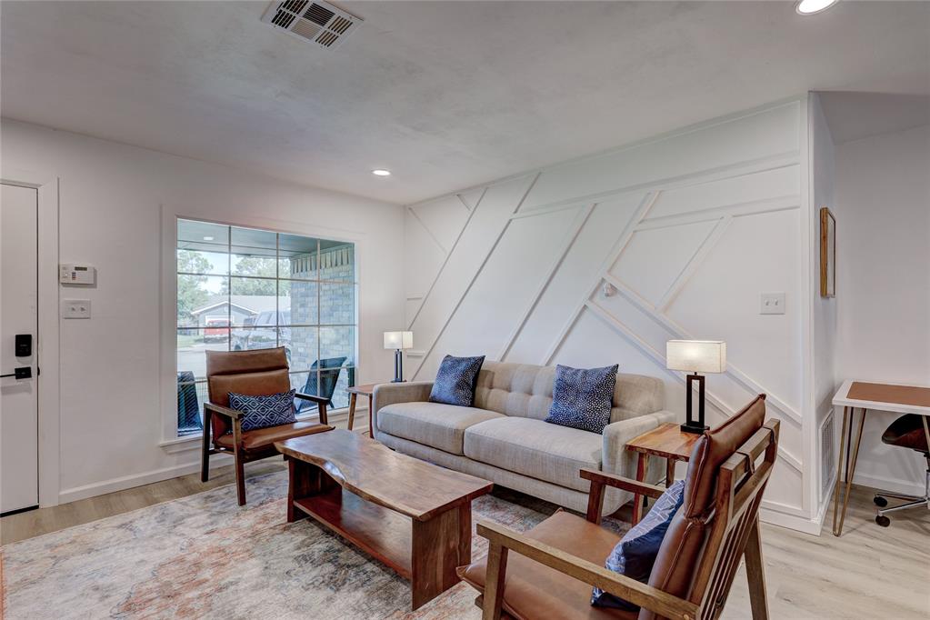 1410 Abbey Drive