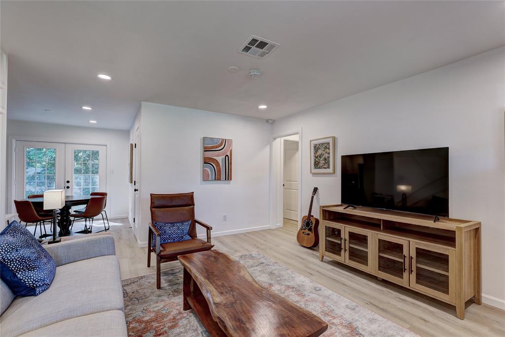 1410 Abbey Drive