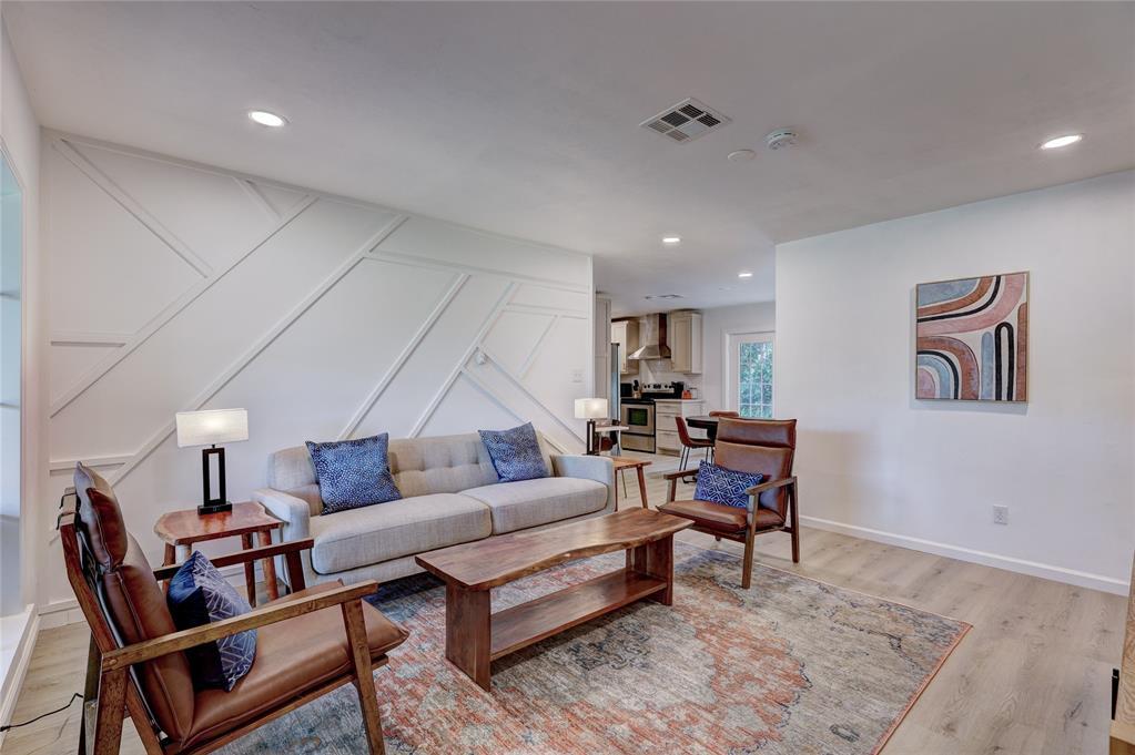 1410 Abbey Drive