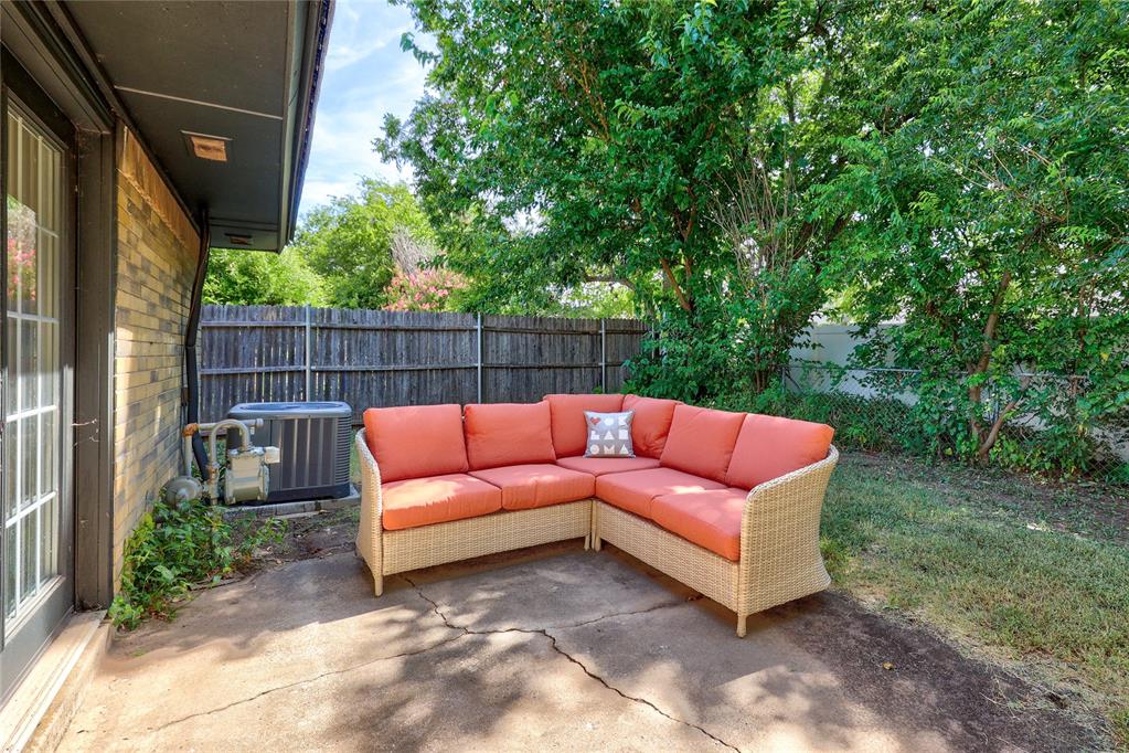 1410 Abbey Drive