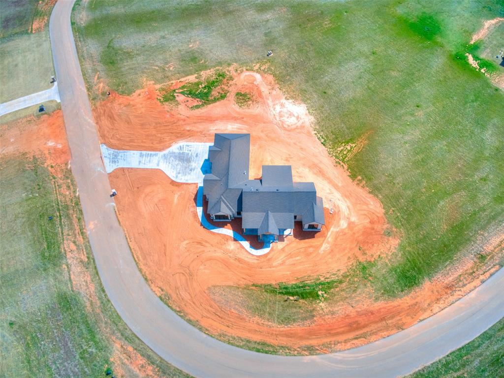 9065 Oakwood Drive