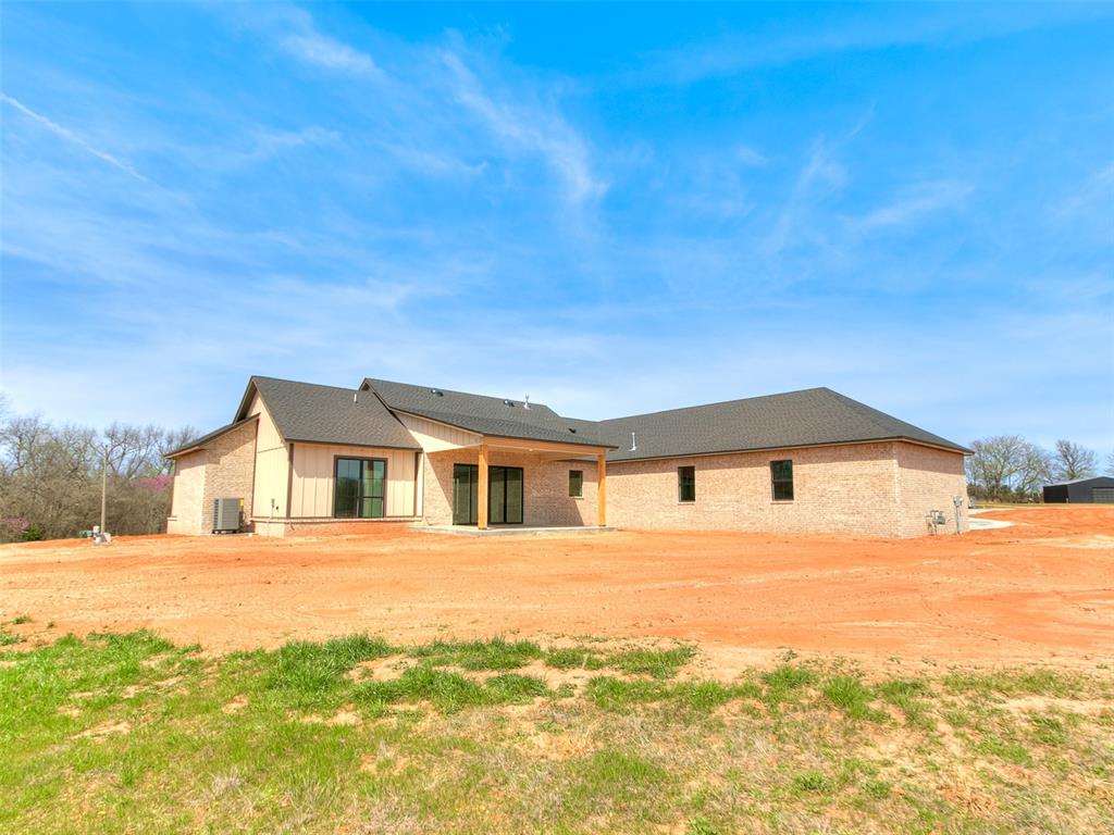 9065 Oakwood Drive