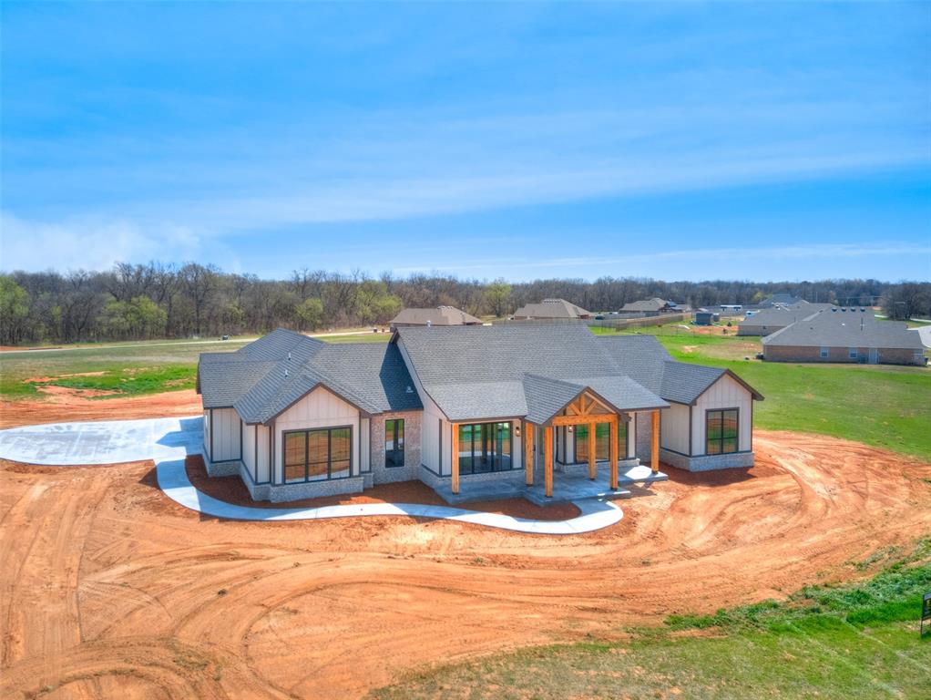 9065 Oakwood Drive