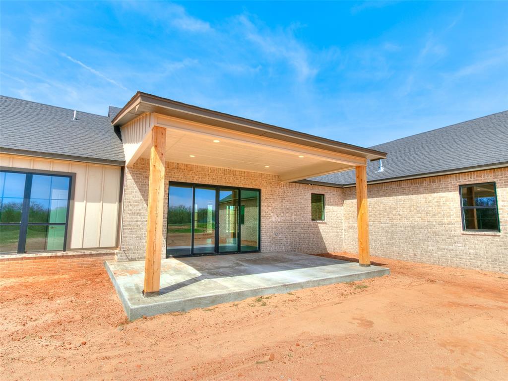 9065 Oakwood Drive