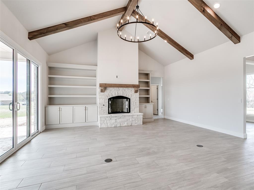 9065 Oakwood Drive
