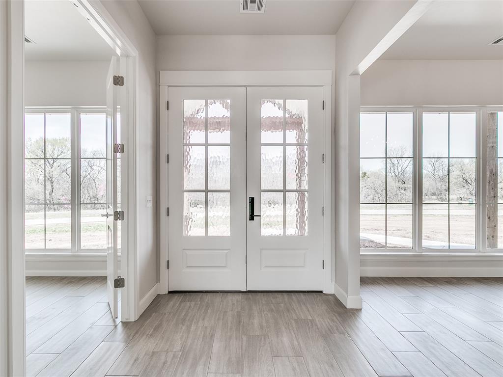 9065 Oakwood Drive