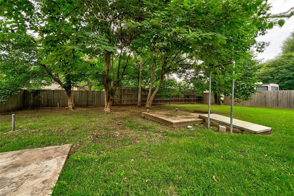 921 W Eufaula Street