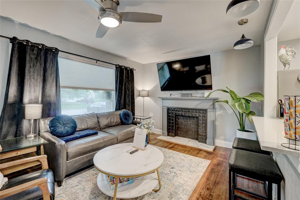921 W Eufaula Street