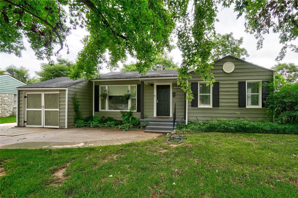 921 W Eufaula Street