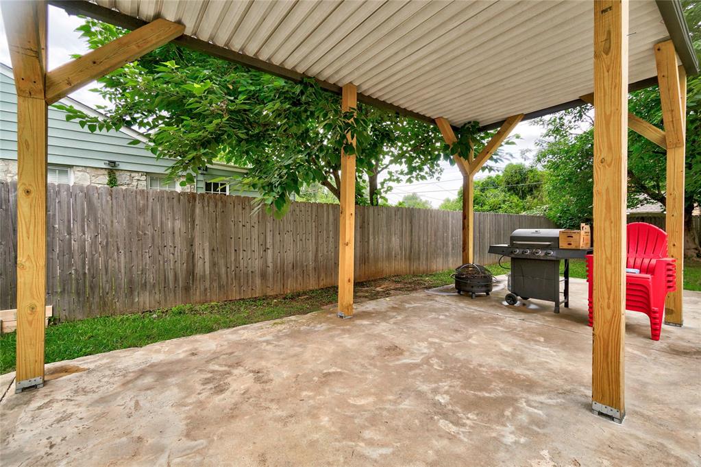 921 W Eufaula Street