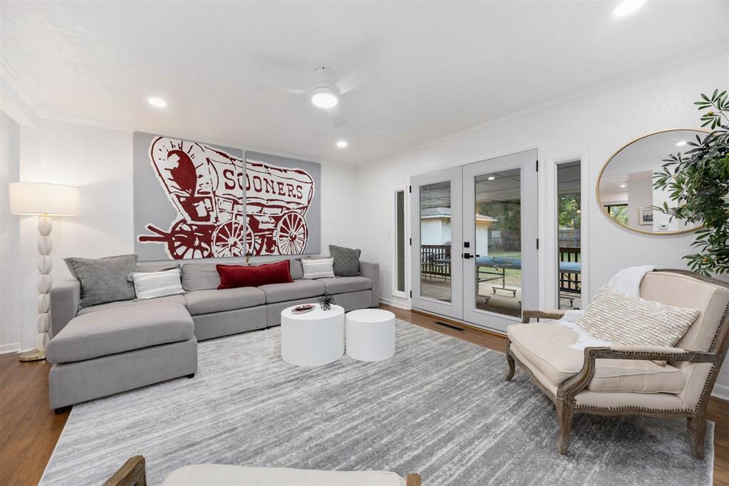 1619 Franklin Drive