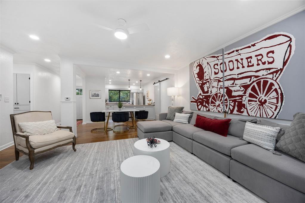 1619 Franklin Drive