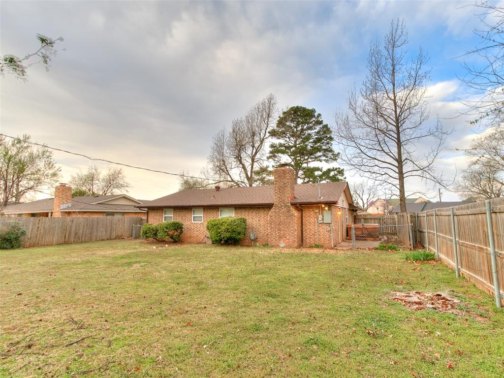 2213 Rogers Circle