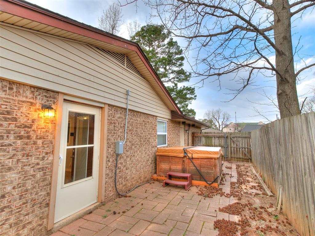 2213 Rogers Circle
