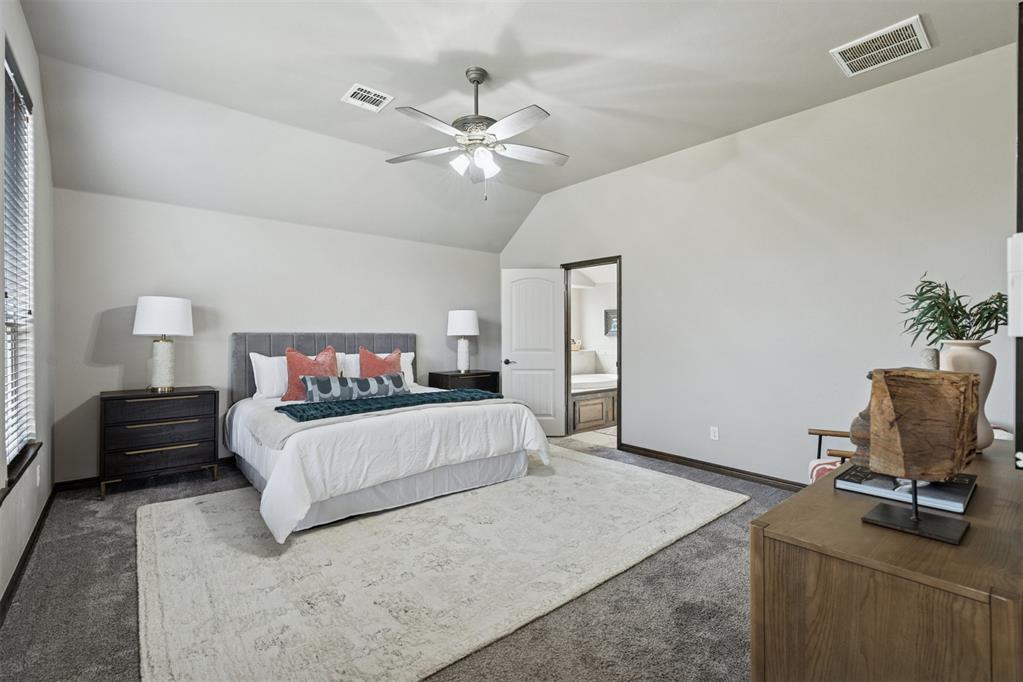 14612 Doulton Circle