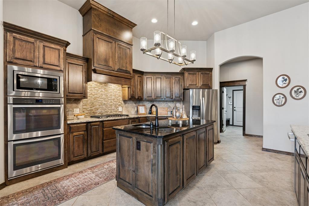 14612 Doulton Circle