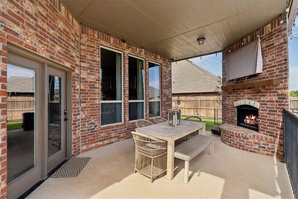 14612 Doulton Circle