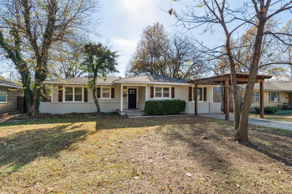 1222 Windsor Way