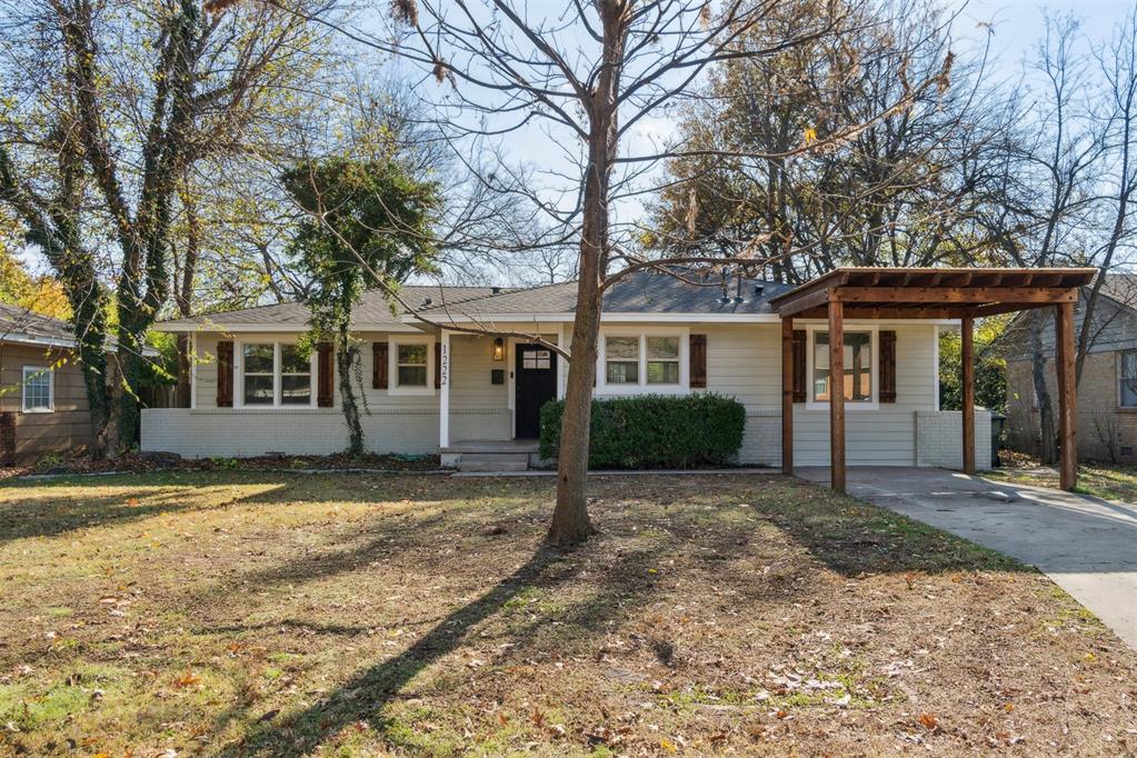 1222 Windsor Way