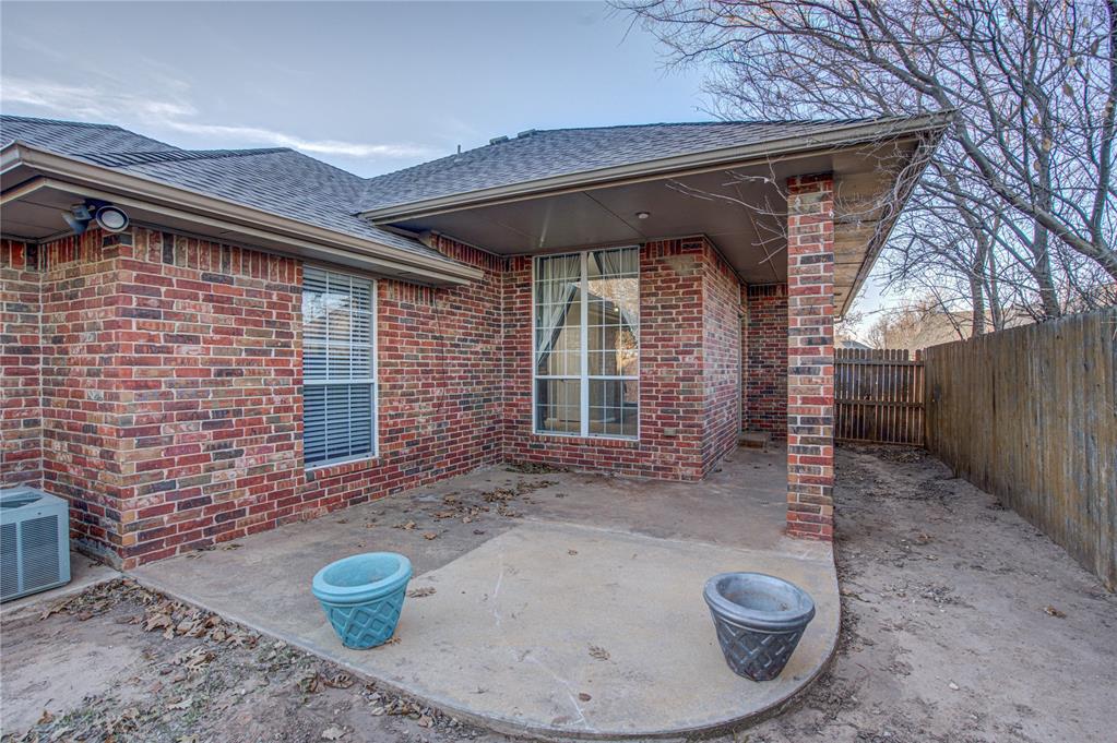 2800 Clearwater Circle