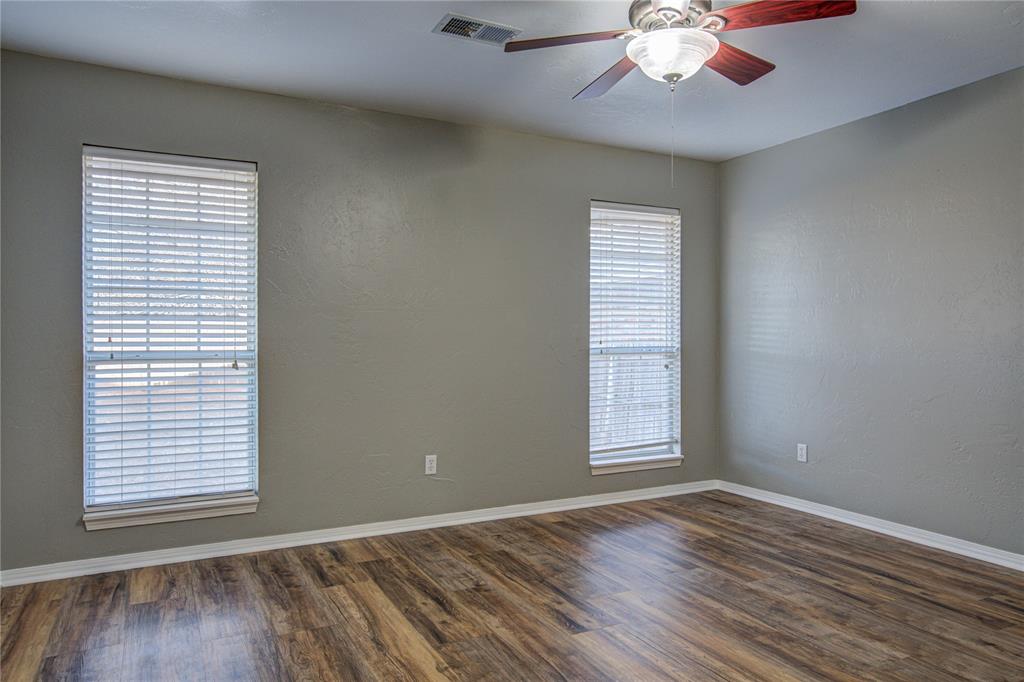 2800 Clearwater Circle