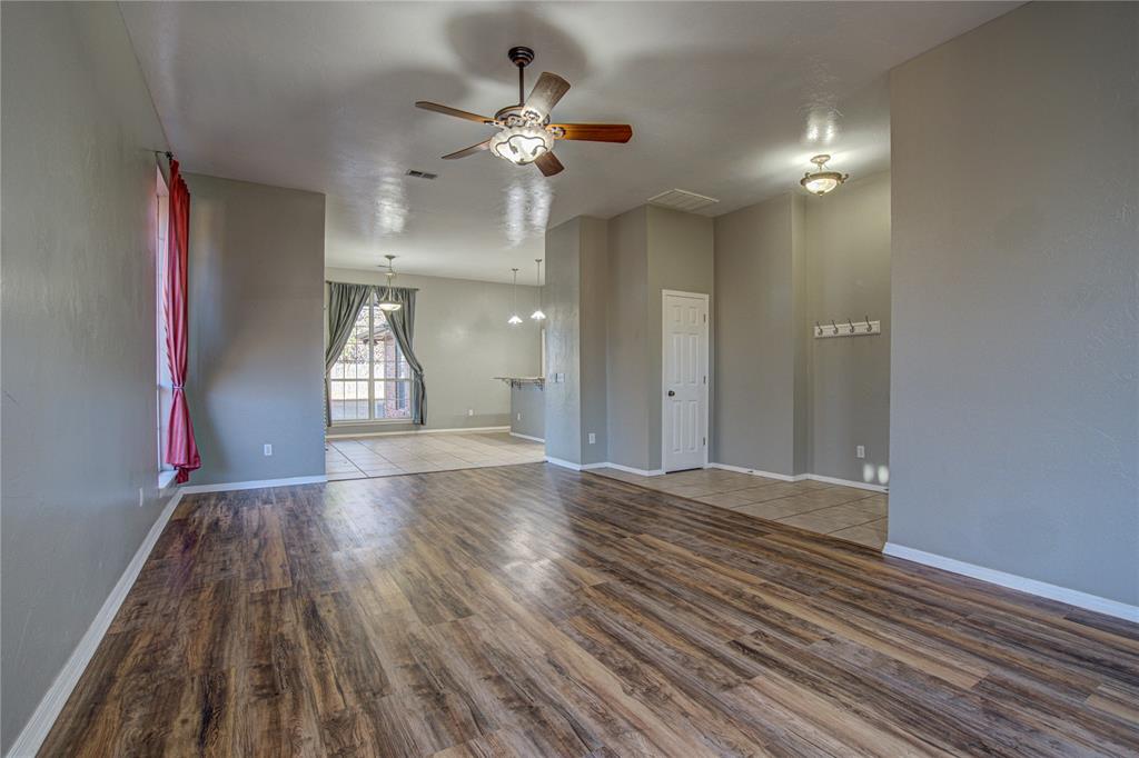2800 Clearwater Circle
