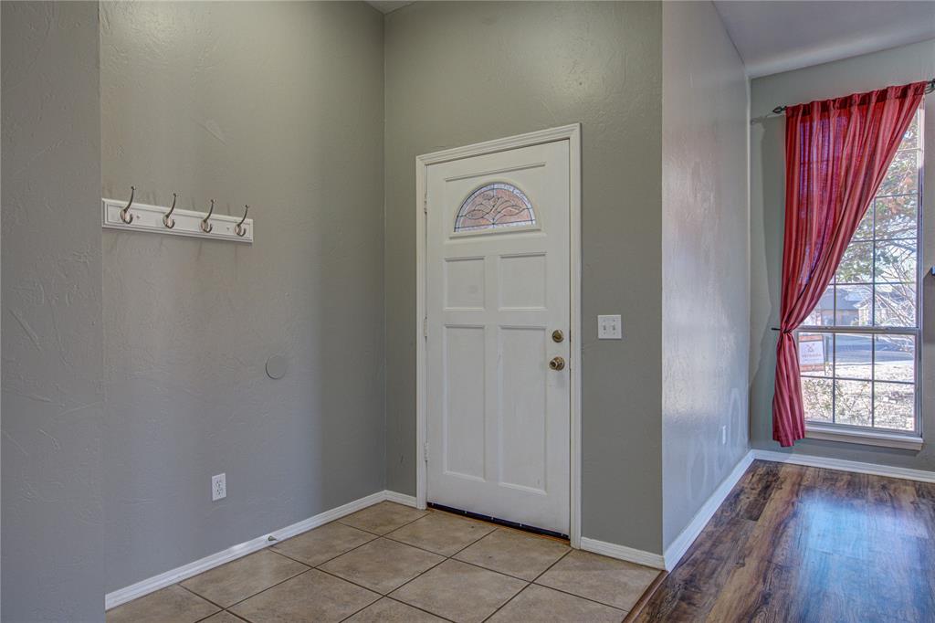 2800 Clearwater Circle