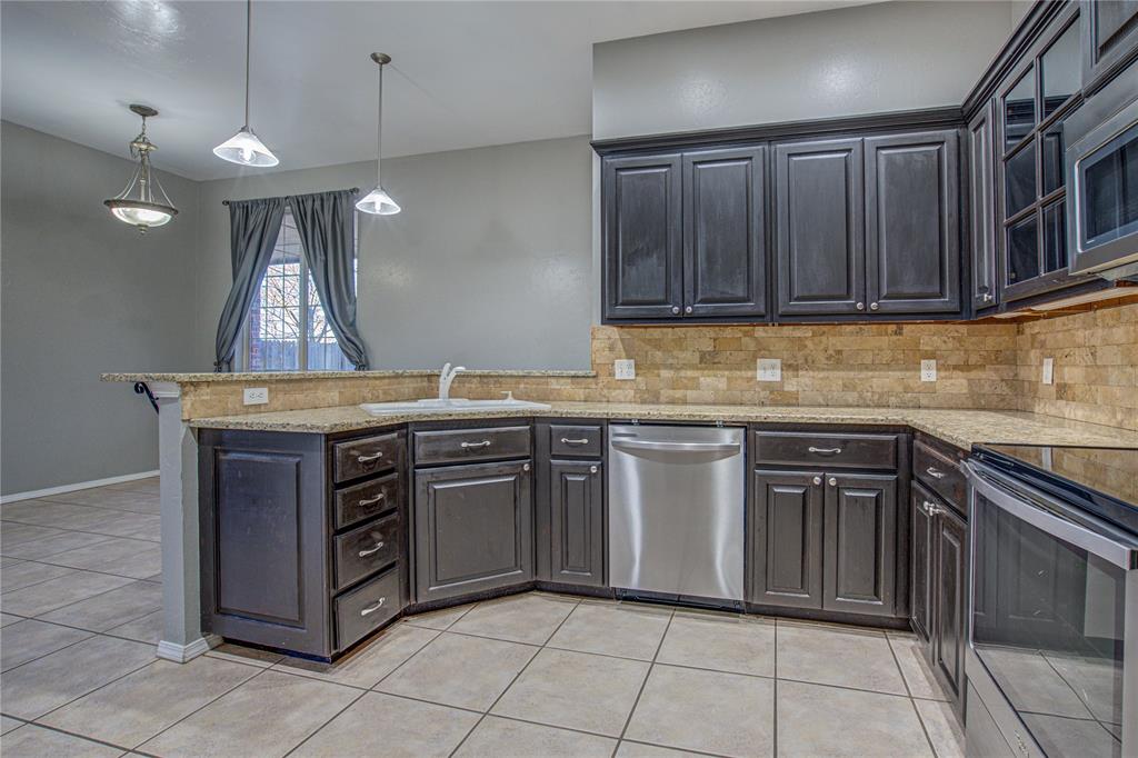2800 Clearwater Circle