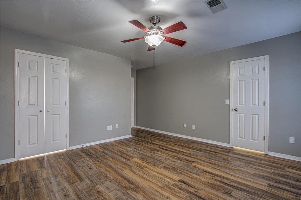 2800 Clearwater Circle