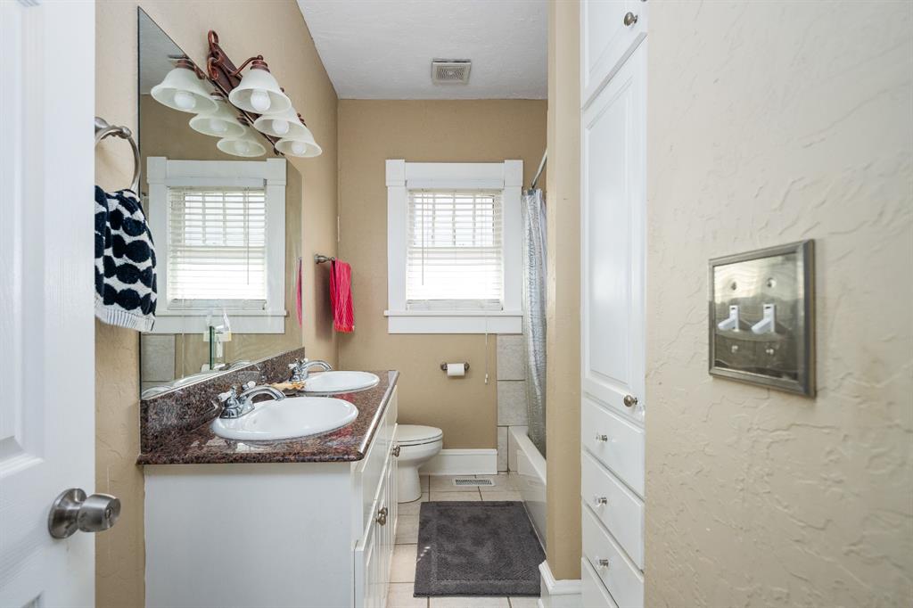 1005 Classen Boulevard
