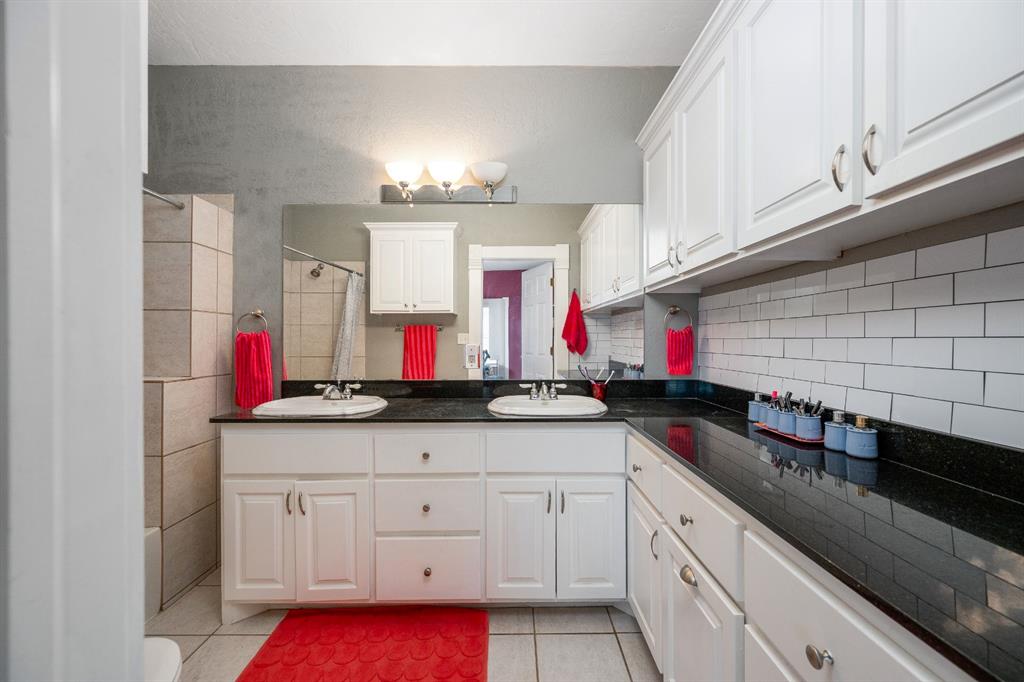 1005 Classen Boulevard