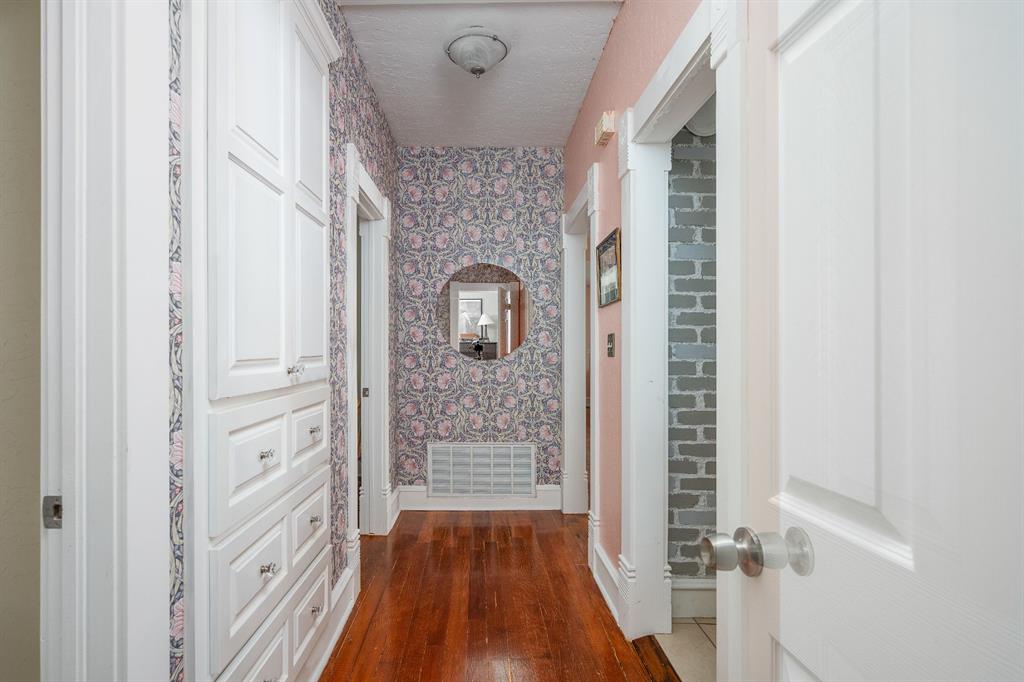 1005 Classen Boulevard