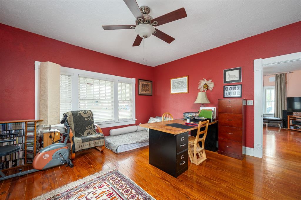 1005 Classen Boulevard