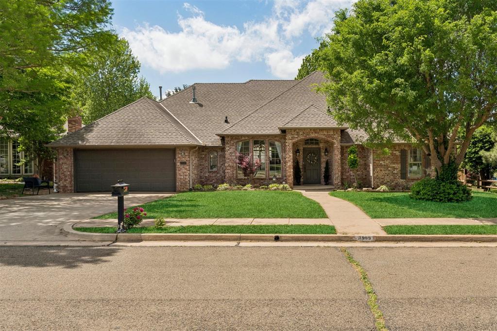 3909 Low Meadow