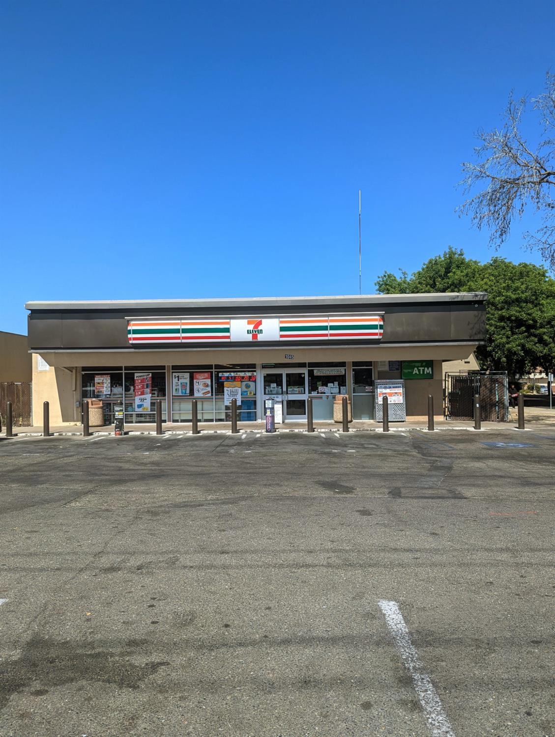 1045 Oakdale Road