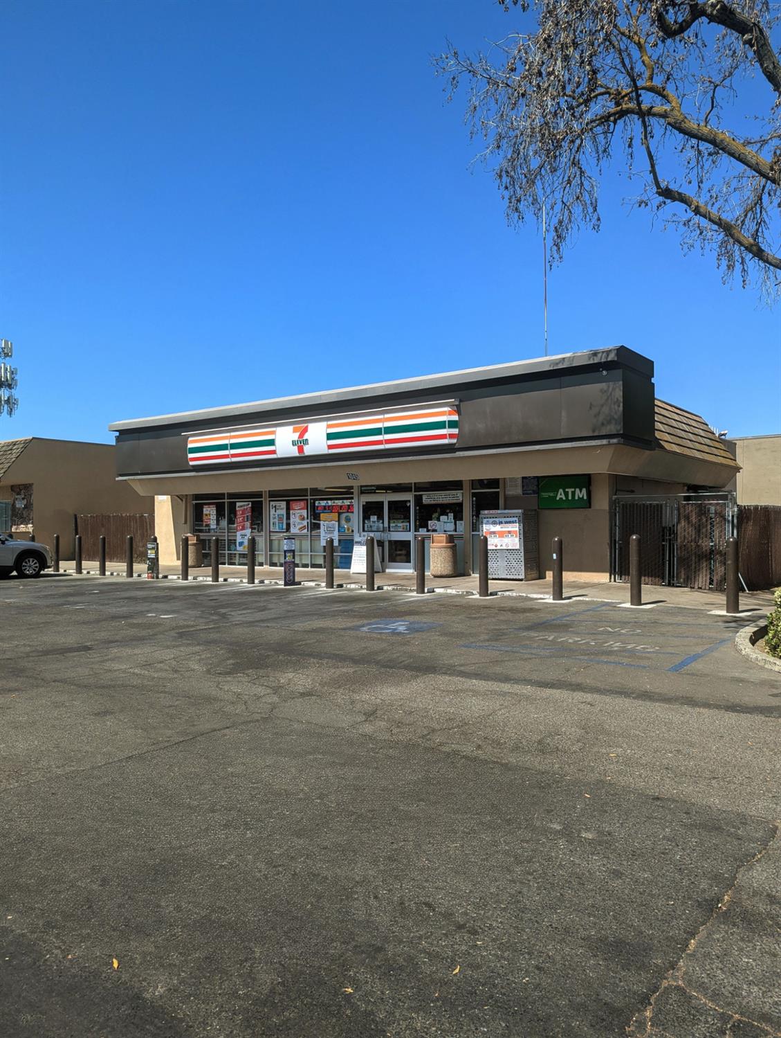 1045 Oakdale Road
