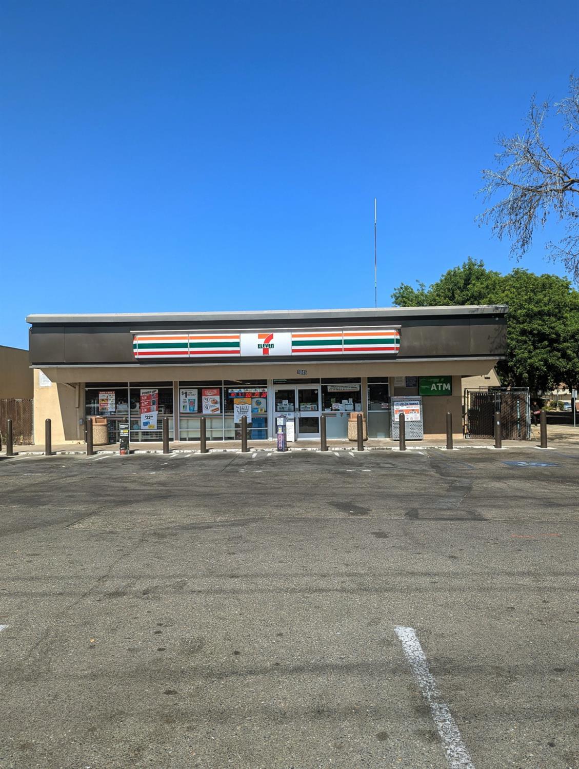 1045 Oakdale Road