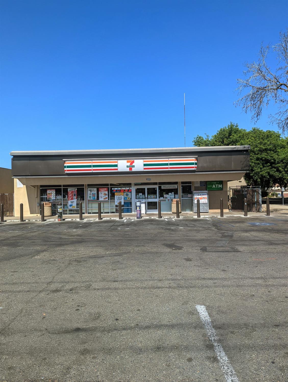 1045 Oakdale Road