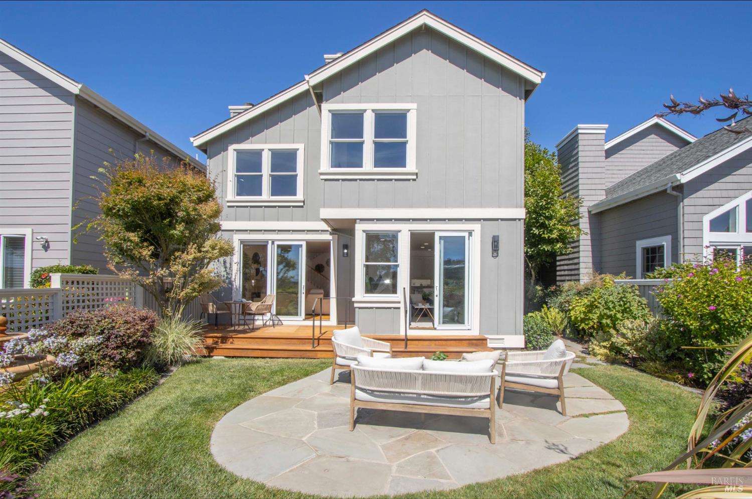 47 Elizabeth Cir