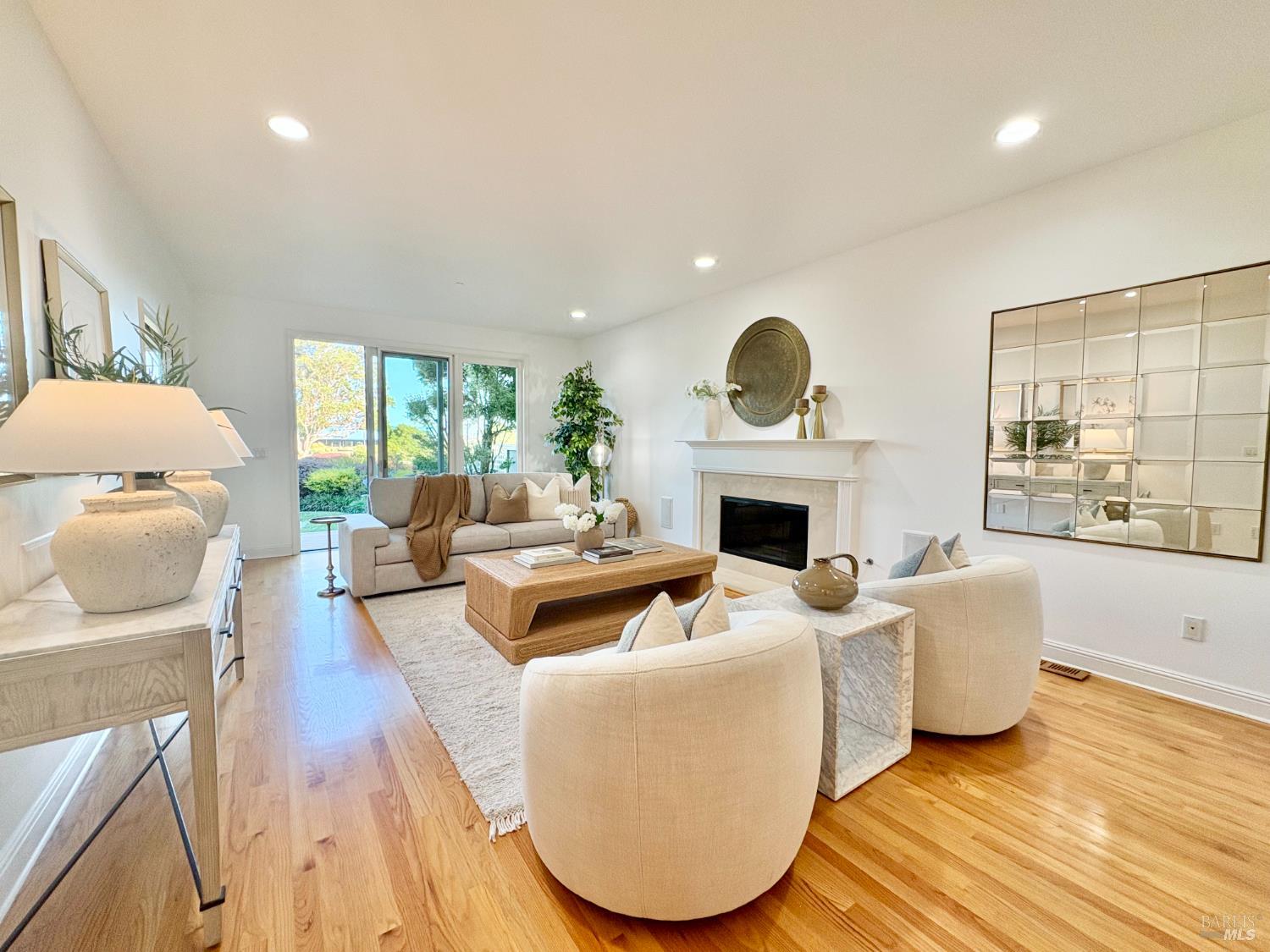 47 Elizabeth Cir