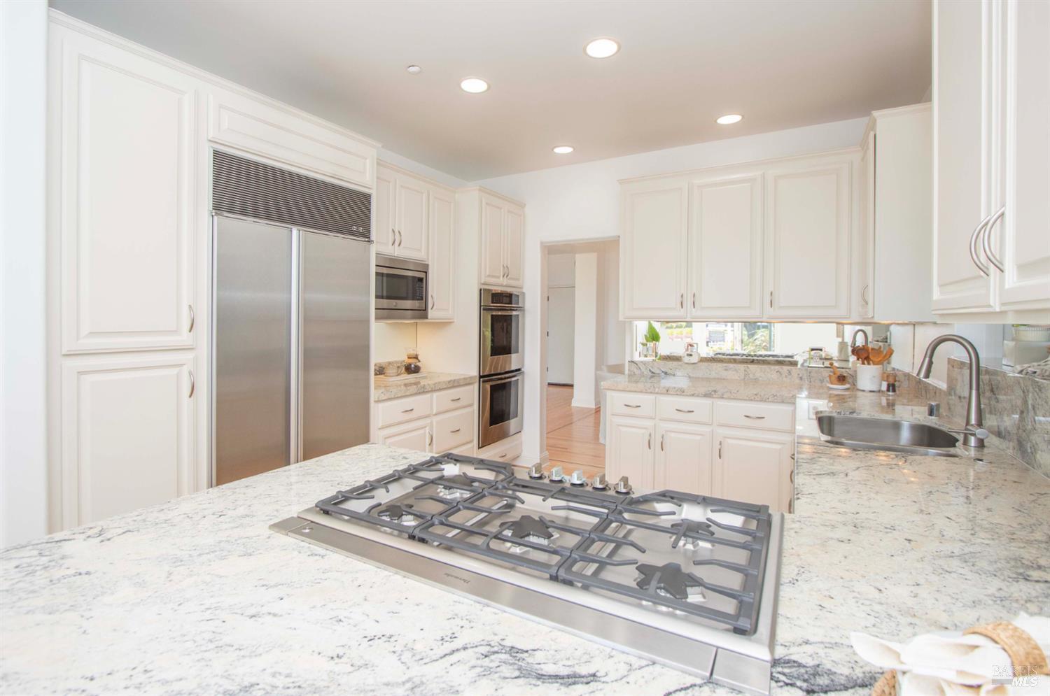 47 Elizabeth Cir