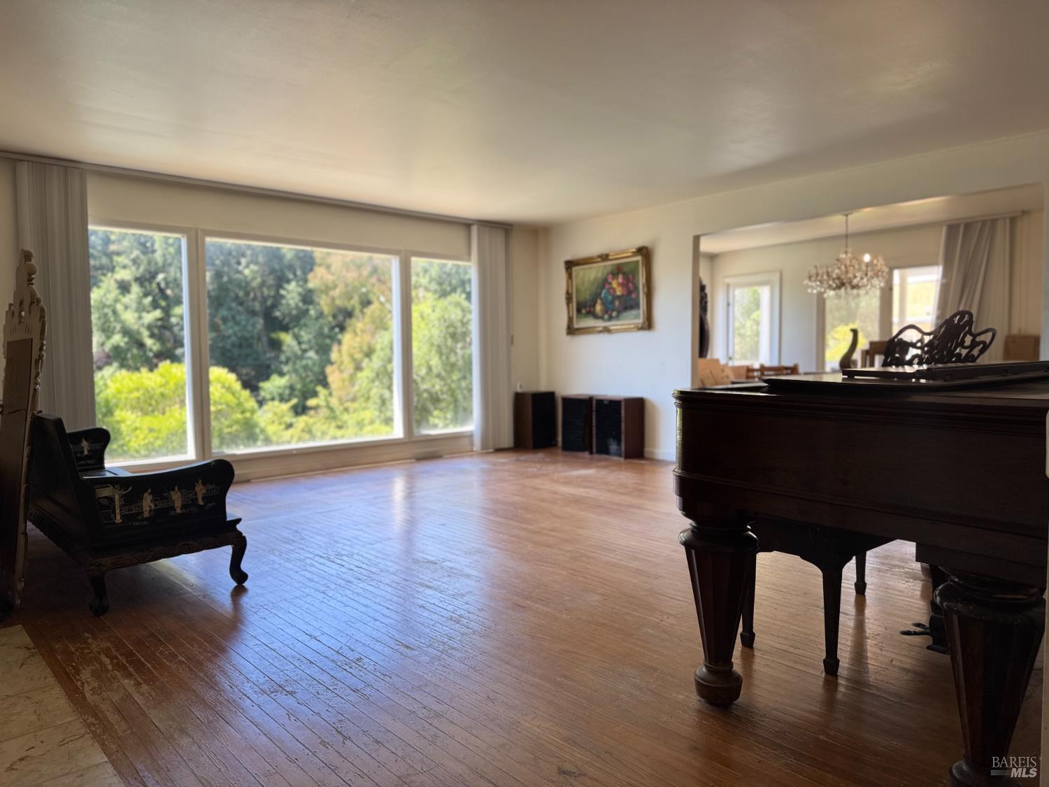 108 Almenar Drive