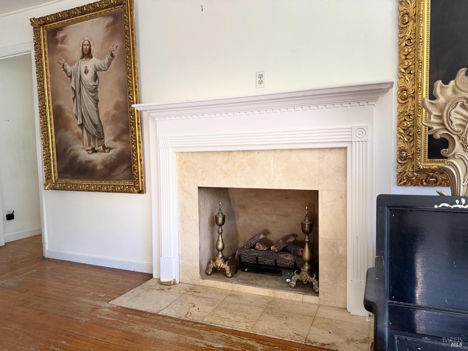 108 Almenar Drive