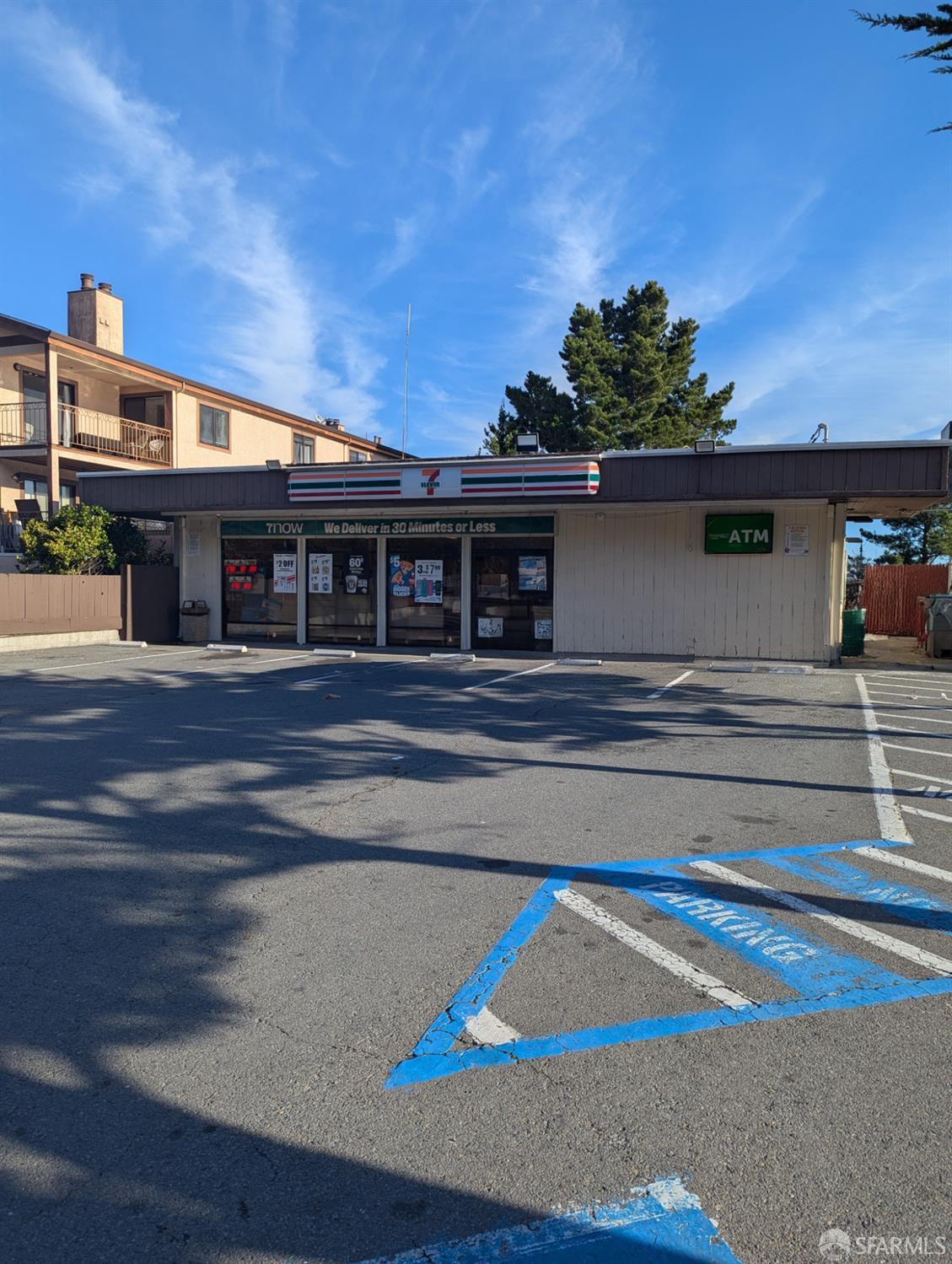 2020 Rollingwood Drive