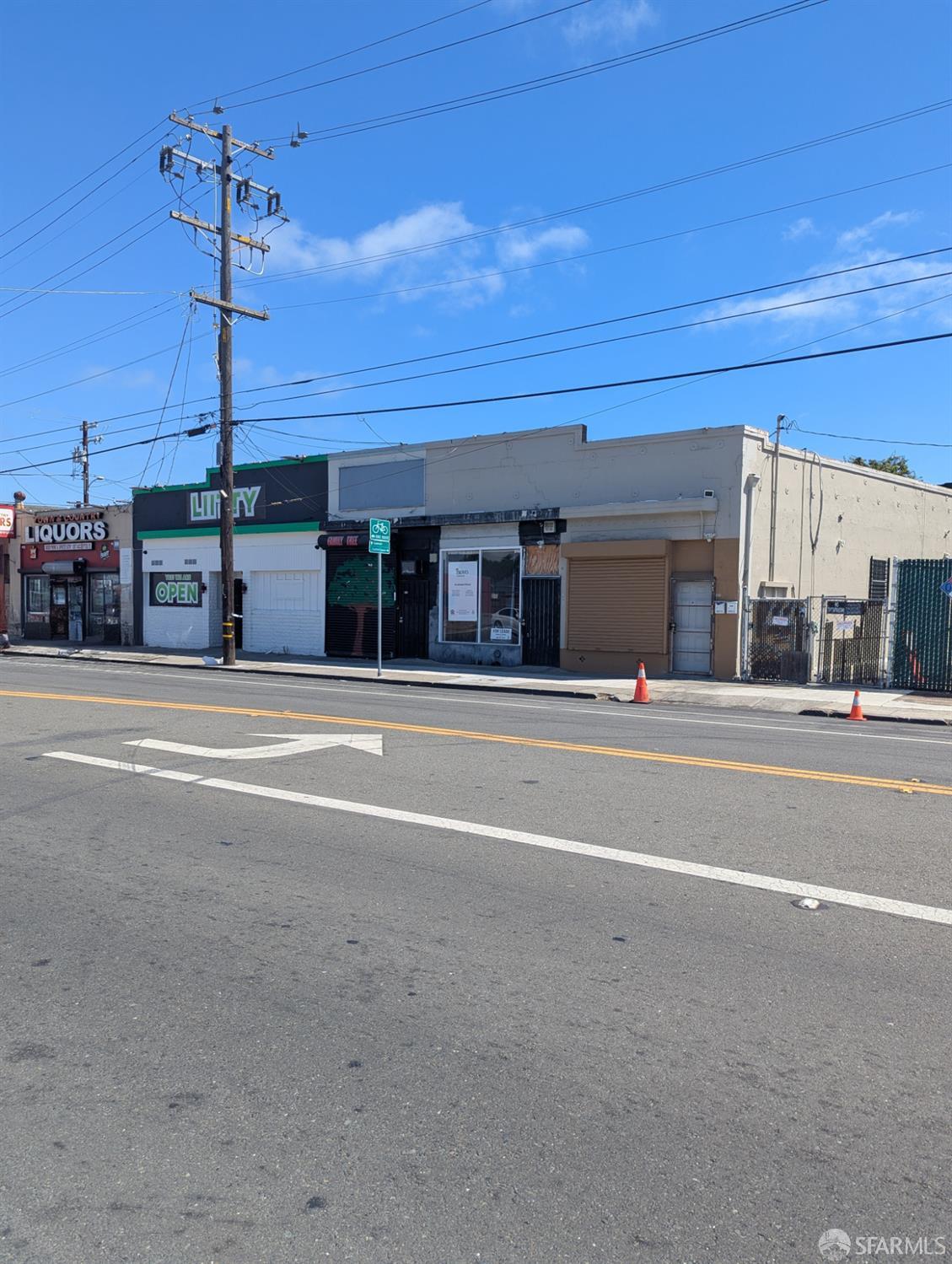 10810 Bancroft Avenue # 10814