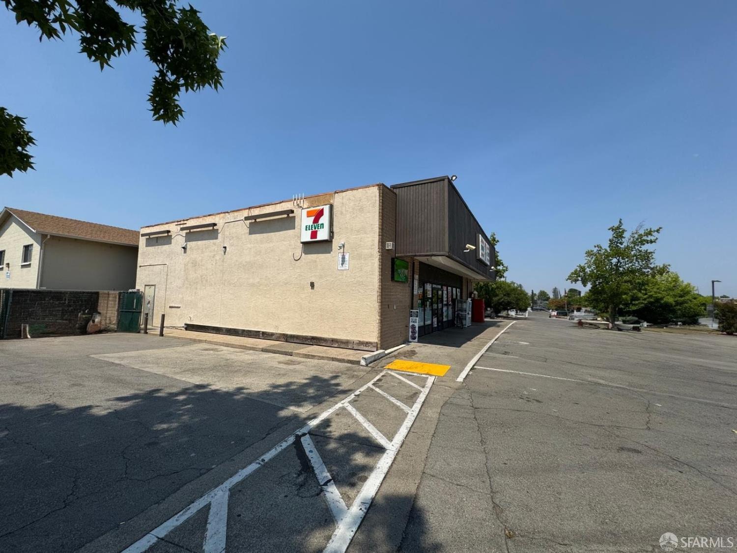 1860 Eureka Way