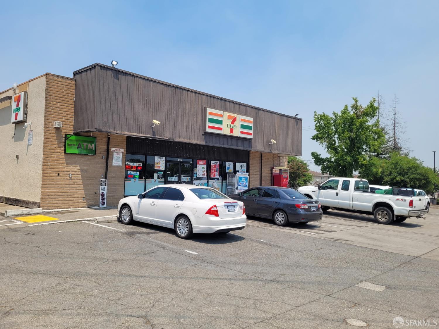 1860 Eureka Way