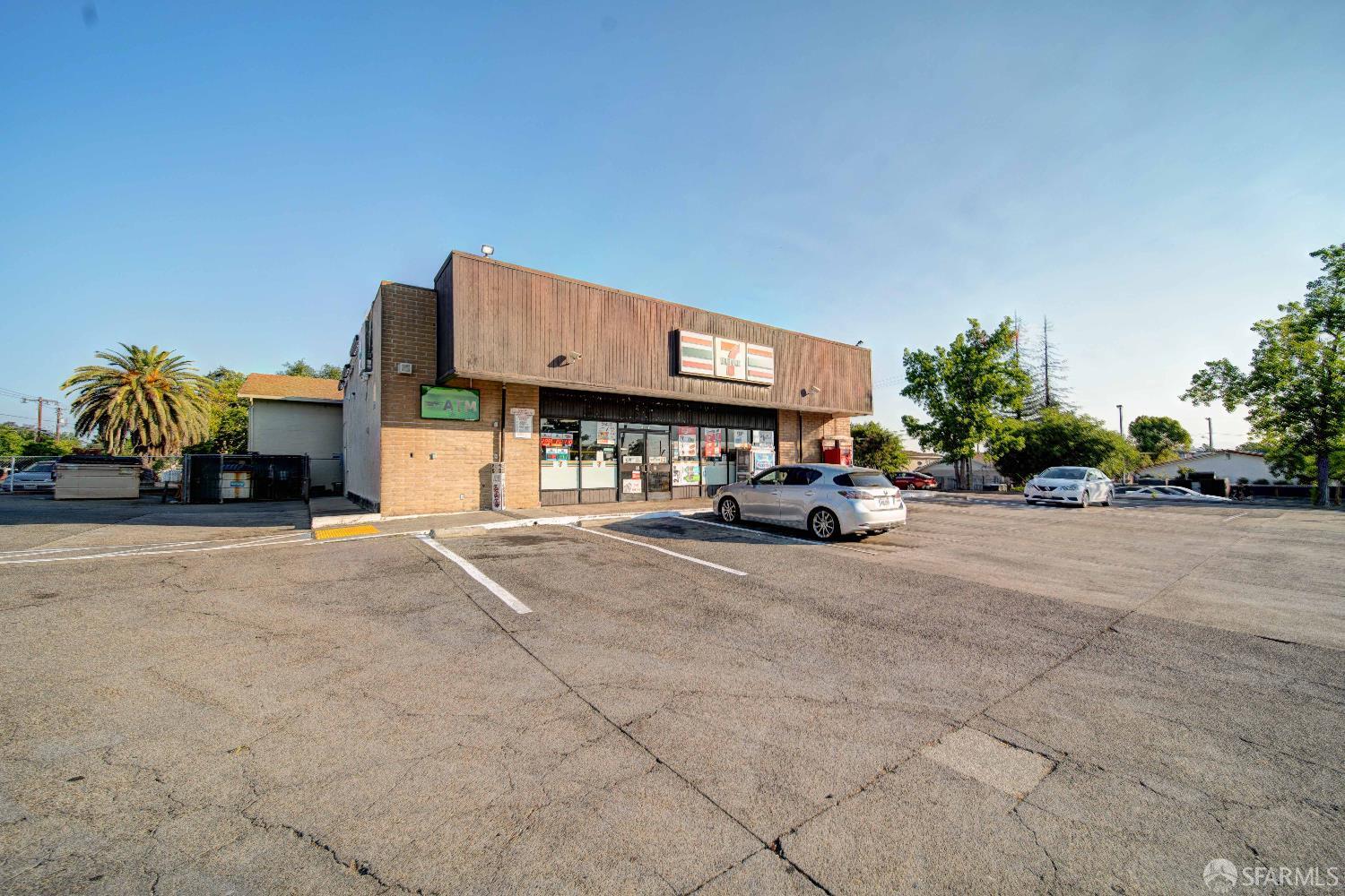 1860 Eureka Way