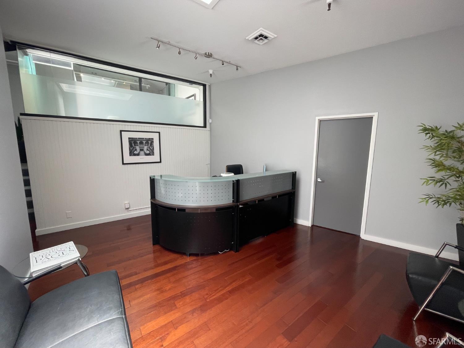 305 The Embarcadero # 9