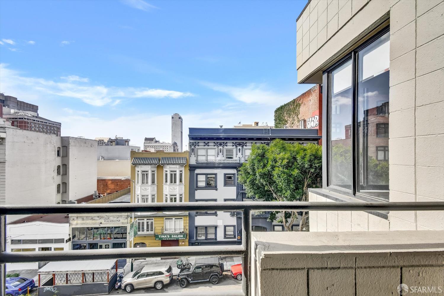 900 Bush Street # 403